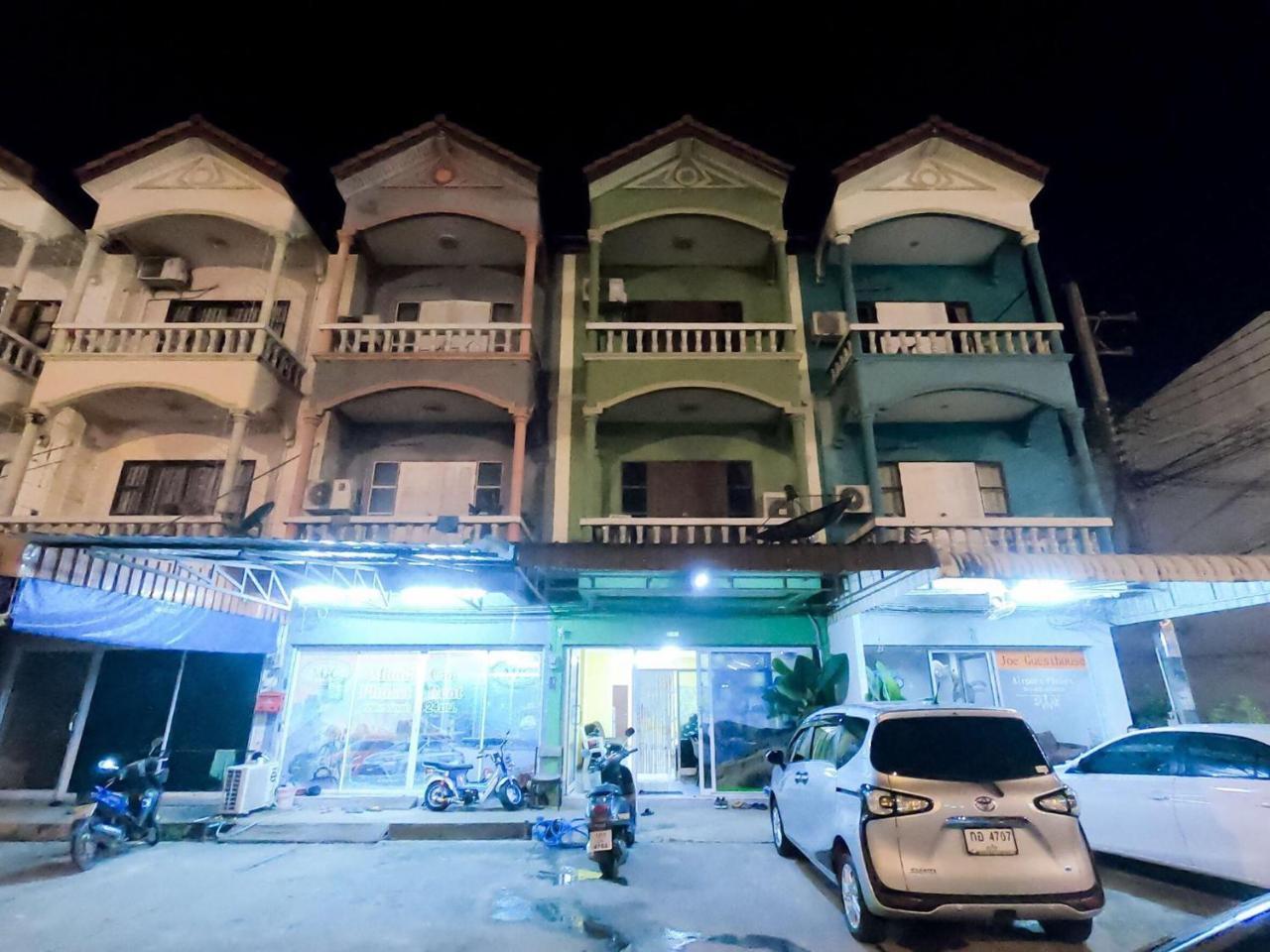 Apartamento Arun Phuket Residents Nai Yang Beach Exterior foto