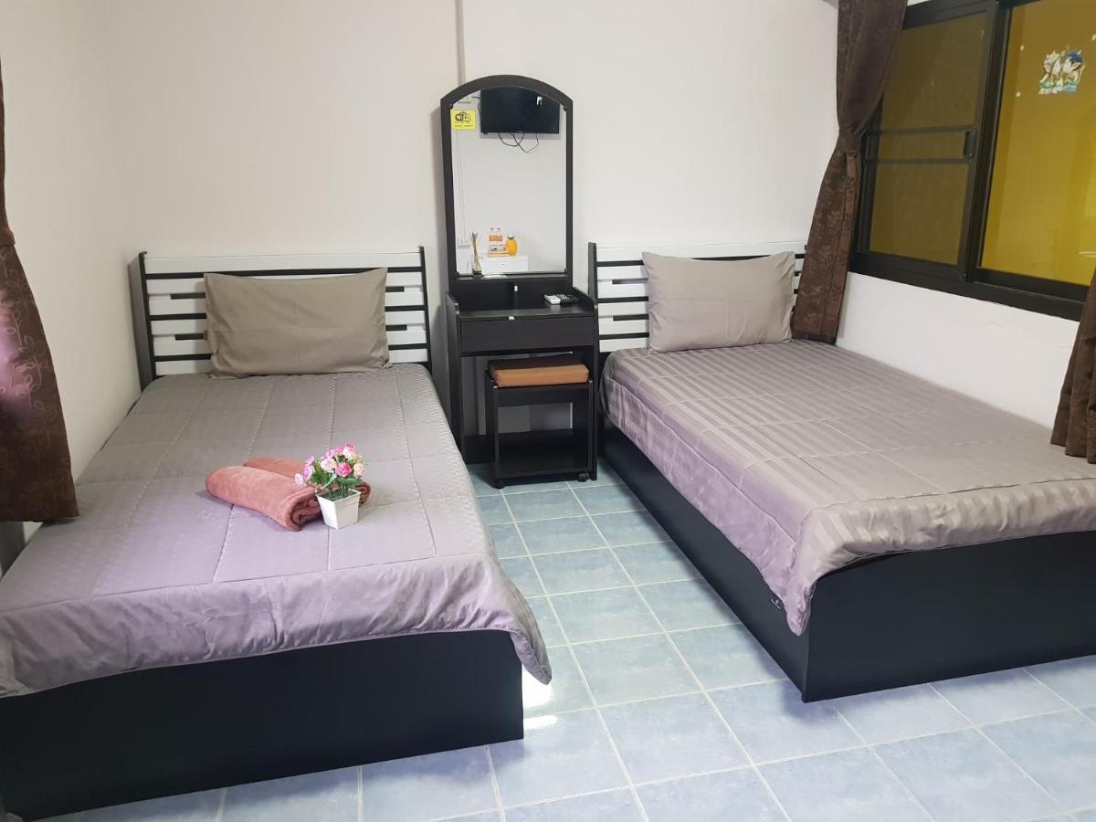 Apartamento Arun Phuket Residents Nai Yang Beach Exterior foto