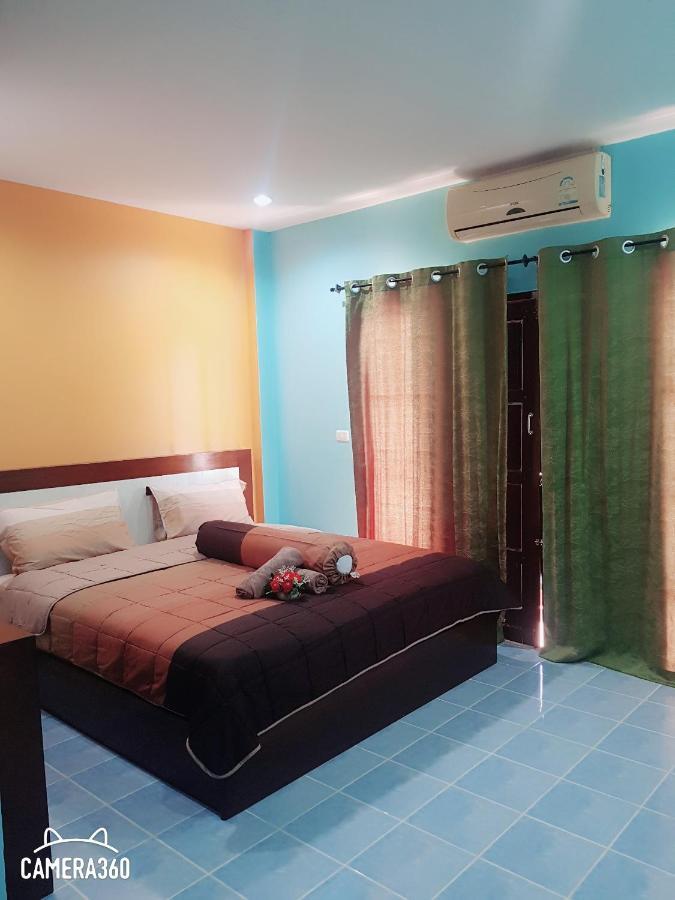 Apartamento Arun Phuket Residents Nai Yang Beach Exterior foto